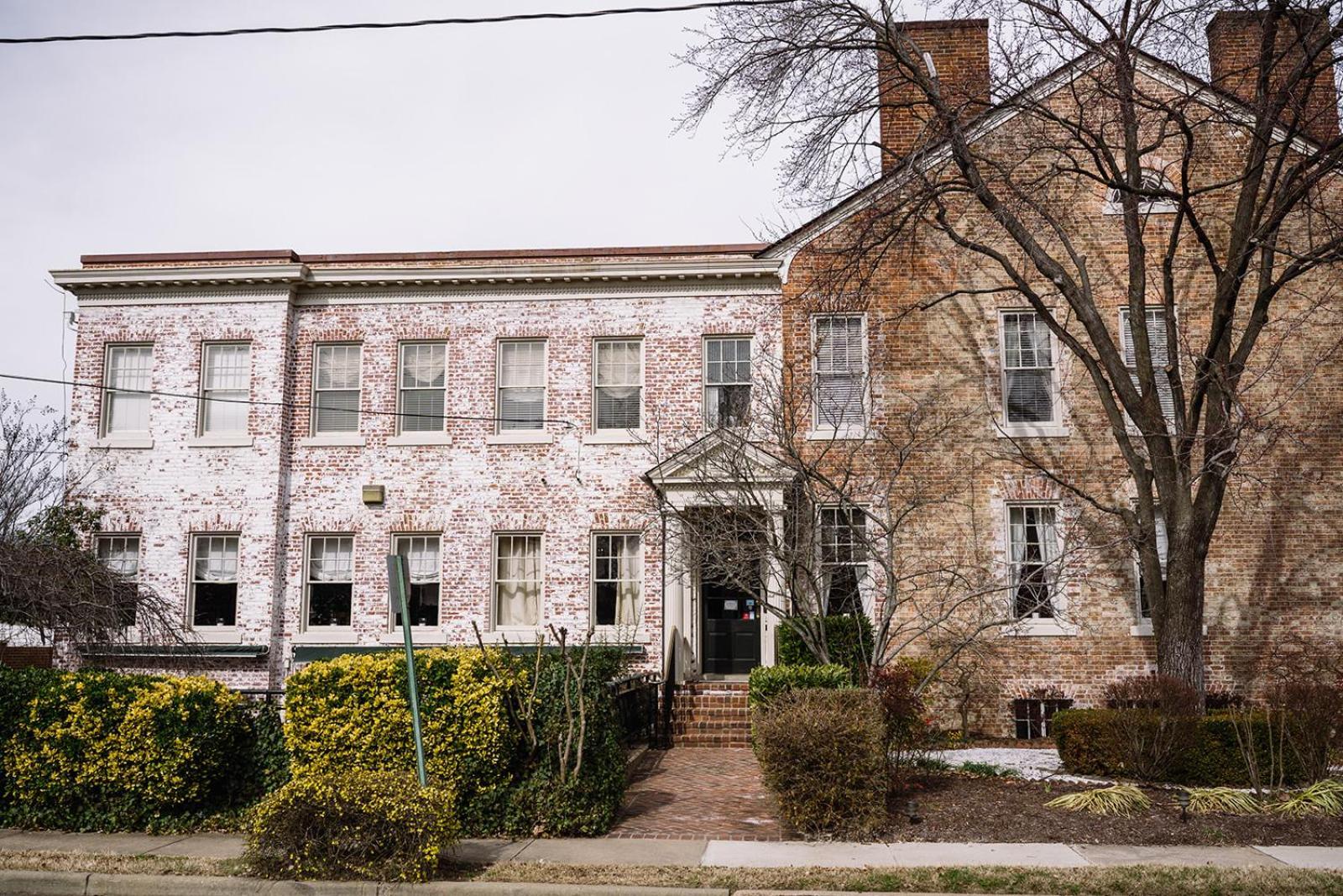 Ironclad Inn And Bourbon Room Fredericksburg Extérieur photo